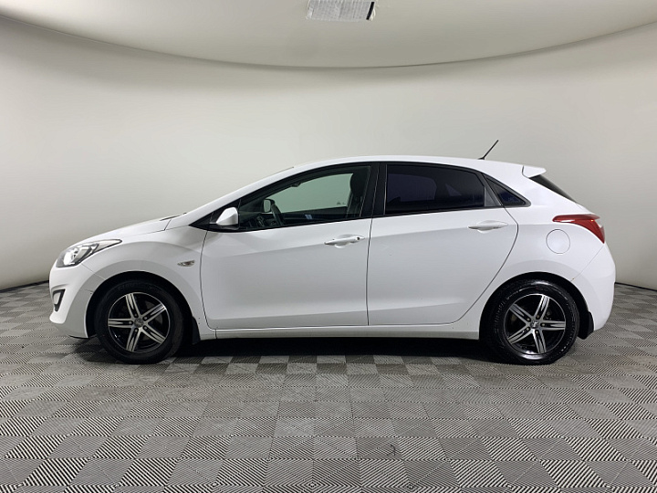 Hyundai i30 1.6, 2015 года, Механика, БЕЛЫЙ