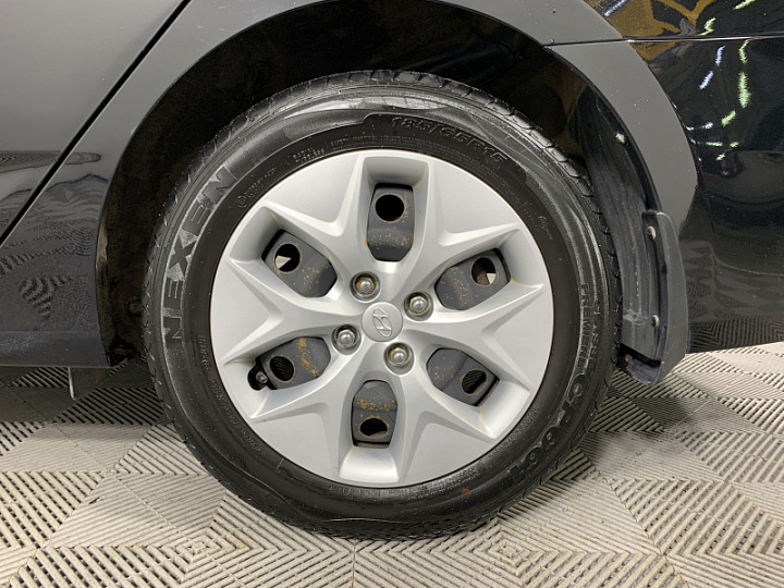 HYUNDAI Solaris 1.6, 2015 года, Автоматическая, ЧЕРНЫЙ