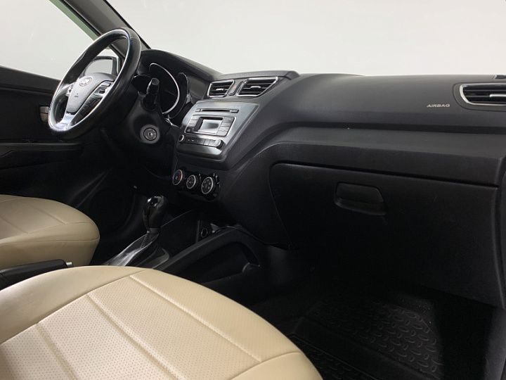 KIA Rio 1.6, 2017 года, Автоматическая, БЕЛЫЙ