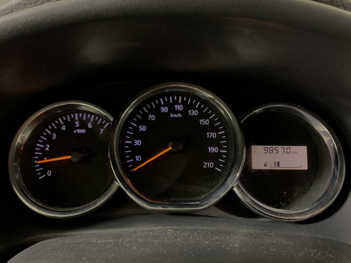 RENAULT Logan 1.6, 2015 года, Механика, БЕЛЫЙ