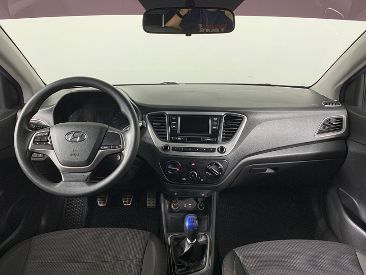 HYUNDAI Solaris 1.4, 2018 года, Механика, СИНИЙ