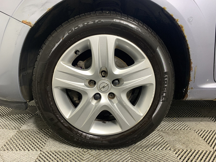 OPEL Zafira 1.8, 2010 года, Робот, Серебристый