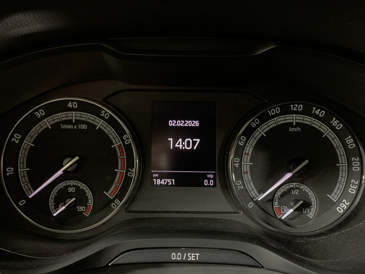 SKODA Kodiaq 2, 2019 года, Робот, ЧЕРНЫЙ