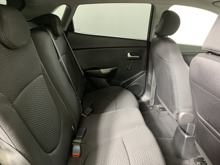 KIA Rio 1.4, 2015 года, Автоматическая, ТЕМНО-СЕРЫЙ