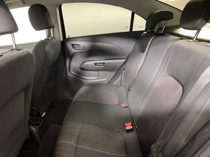Chevrolet Aveo 1.6, 2012 года, Механика, Черный