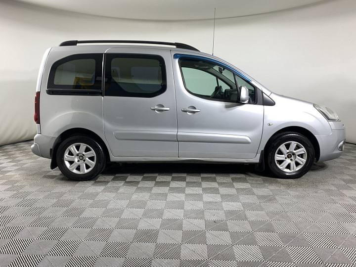 Citroen Berlingo 1.6, 2014 года, Механика, Серебристый
