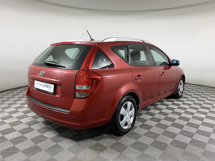 KIA Ceed 1.6, 2011 года, Автоматическая, КРАСНЫЙ