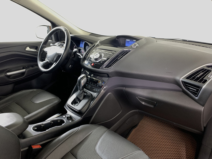 Ford Kuga 1.6, 2015 года, Робот, оранжевый
