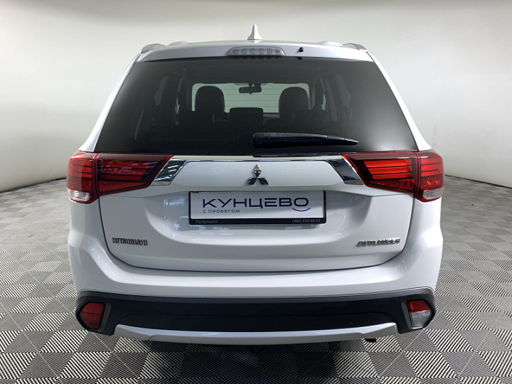 MITSUBISHI Outlander 2, 2018 года, Вариатор, БЕЛЫЙ