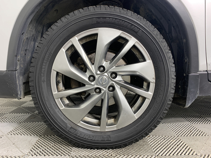 NISSAN X-Trail 2, 2016 года, Вариатор, Серебристый