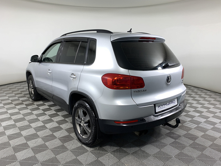 VOLKSWAGEN Tiguan 1.4, 2012 года, Механика, Серебристый