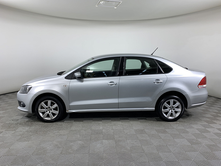 VOLKSWAGEN Polo 1.6, 2013 года, Автоматическая, Серебристый