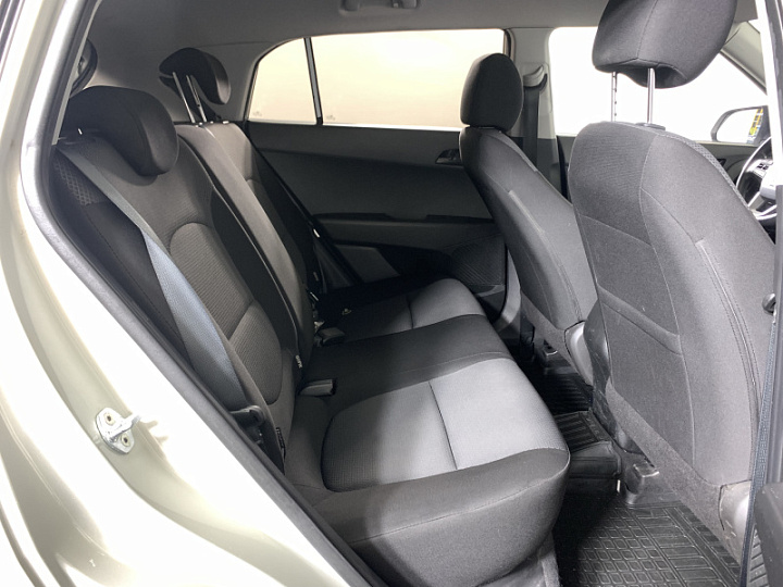 Hyundai Creta 1.6, 2020 года, Механика, Серый