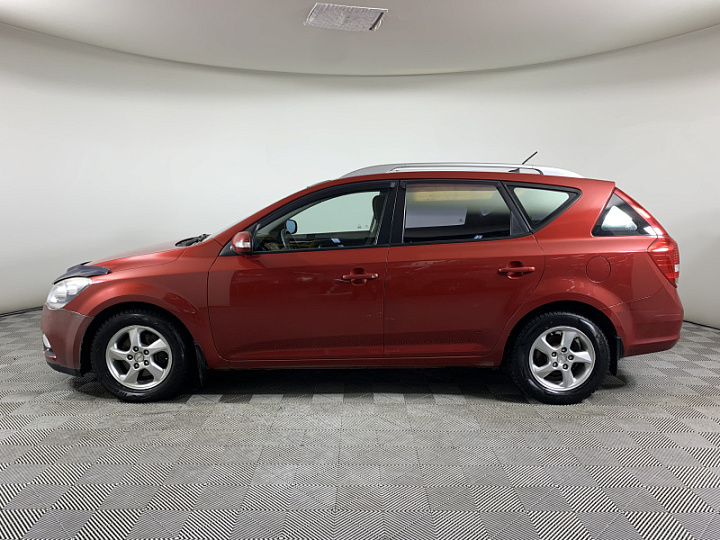 KIA Ceed 1.6, 2011 года, Механика, КРАСНЫЙ