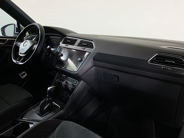 VOLKSWAGEN Tiguan 1.4, 2018 года, Робот, БЕЛЫЙ