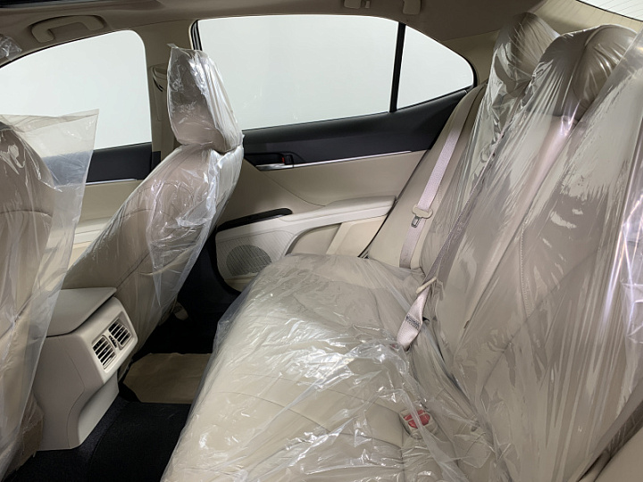 TOYOTA Camry 2.5, 2022 года, Вариатор, БЕЛЫЙ