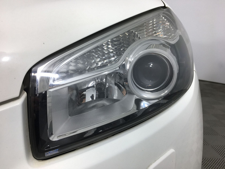 NISSAN Qashqai 2, 2011 года, Вариатор, БЕЛЫЙ