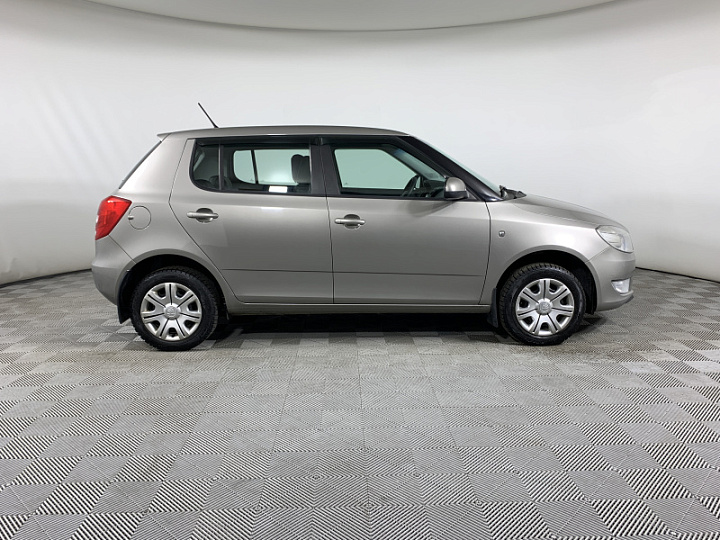 SKODA Fabia 1.2, 2014 года, Механика, БЕЖЕВЫЙ