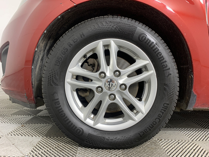 KIA Venga 1.6, 2012 года, Автоматическая, КРАСНЫЙ