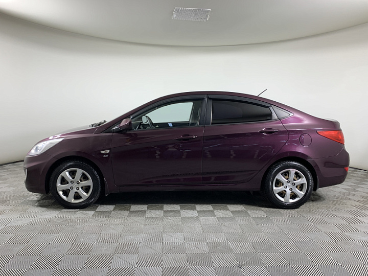 HYUNDAI Solaris 1.6, 2013 года, Механика, ФИОЛЕТОВЫЙ