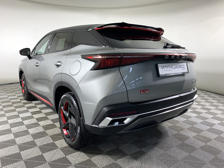 OMODA C5 1.5, 2022 года, Вариатор, Черно-Серый