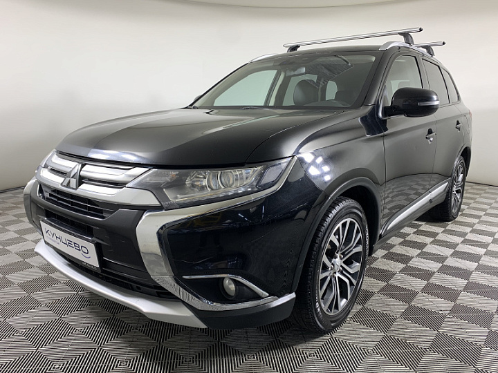 Mitsubishi Outlander 2.4, 2016 года, Вариатор, ЧЕРНЫЙ