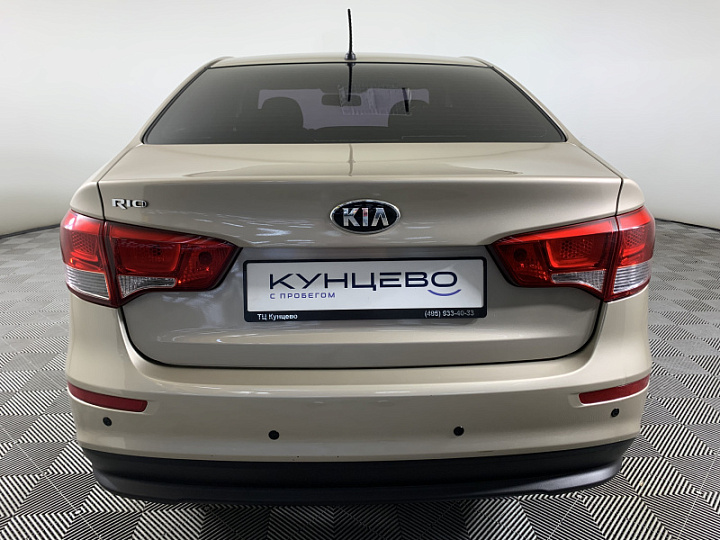 KIA Rio 1.6, 2015 года, Автоматическая, БЕЖЕВЫЙ