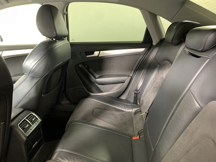 AUDI A4 2, 2014 года, Робот, БЕЛЫЙ