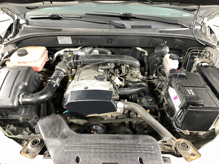 SSANGYONG Kyron 2.3, 2012 года, Автоматическая, Серебристый