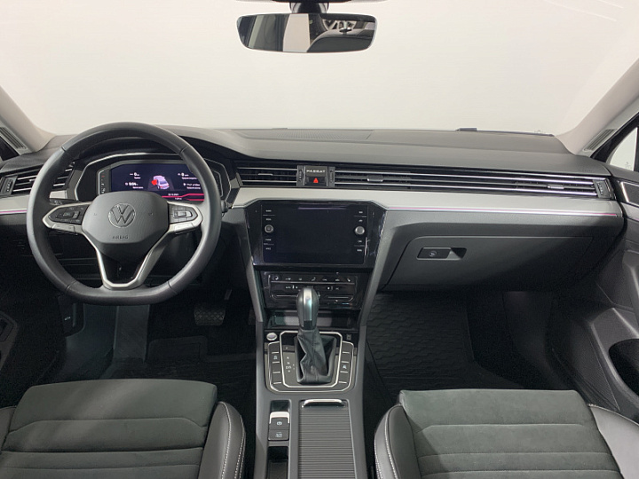 VOLKSWAGEN Passat 1.4, 2021 года, Автоматическая, ЧЕРНЫЙ