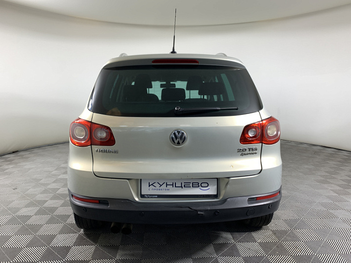 VOLKSWAGEN Tiguan 2, 2011 года, Автоматическая, Серебристо-желтый