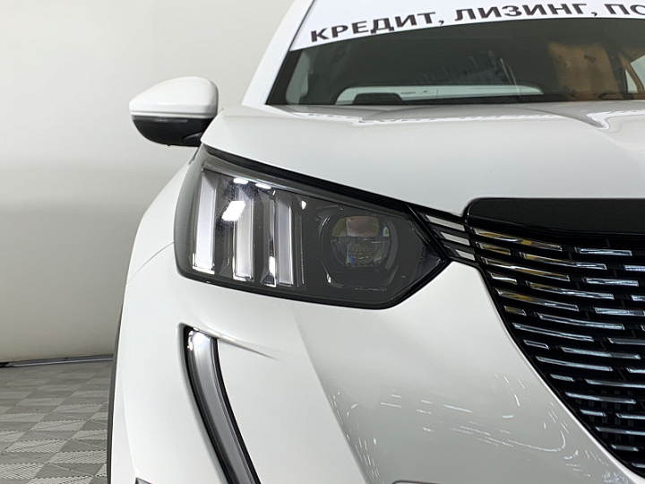 PEUGEOT 2008 1.2, 2023 года, Автоматическая, БЕЛЫЙ