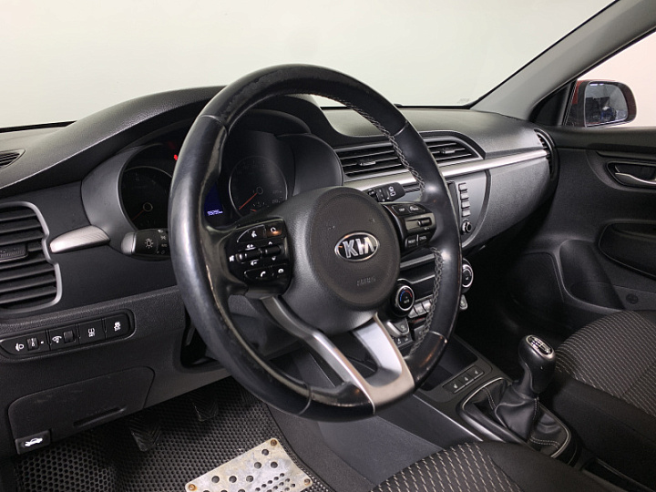 KIA Rio 1.6, 2018 года, Механика, КРАСНЫЙ
