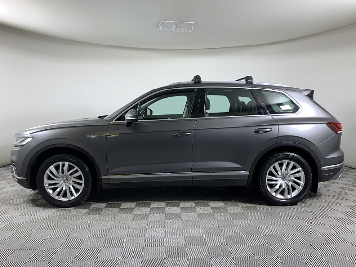 VOLKSWAGEN Touareg 2, 2019 года, Автоматическая, СЕРЫЙ