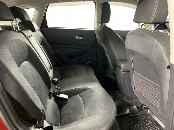NISSAN Qashqai 2, 2010 года, Вариатор, КРАСНЫЙ