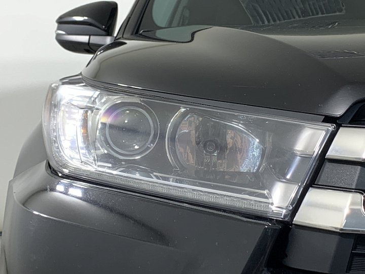 TOYOTA Highlander 3.5, 2019 года, Автоматическая, ЧЕРНЫЙ