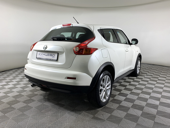 NISSAN Juke 1.6, 2014 года, Вариатор, БЕЛЫЙ