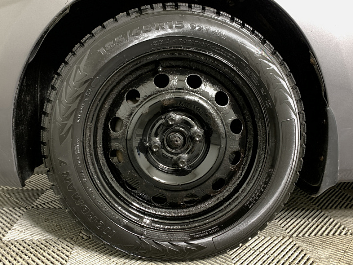 HYUNDAI Solaris 1.6, 2014 года, Автоматическая, Черно-Серый