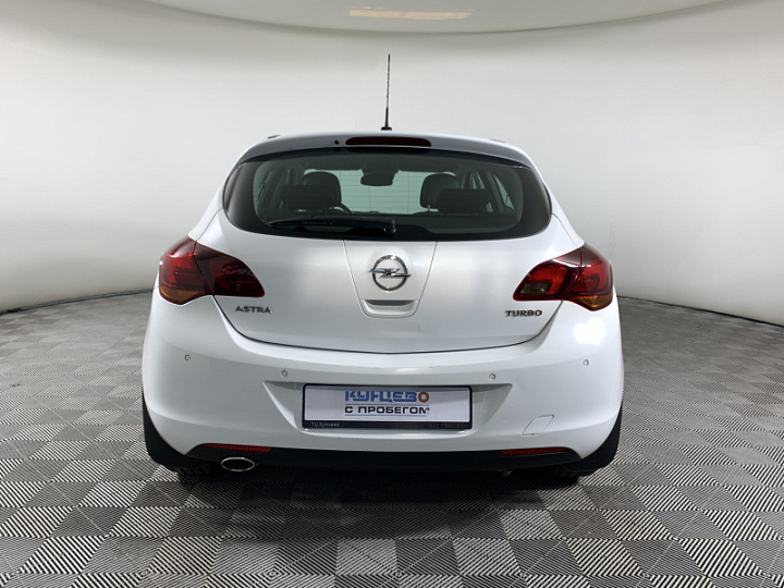 OPEL Astra 1.4, 2011 года, Автоматическая, БЕЛЫЙ