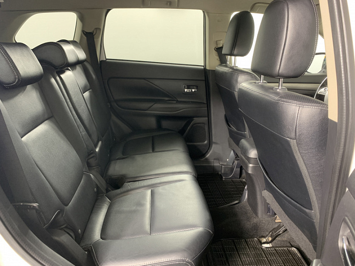 MITSUBISHI Outlander 2, 2013 года, Вариатор, БЕЛЫЙ