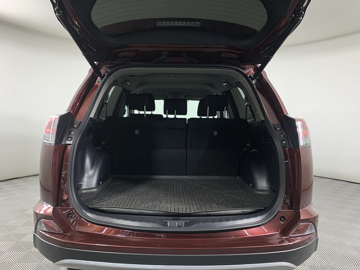 TOYOTA RAV4 2.2, 2019 года, Вариатор, ТЕМНО-БОРДОВЫЙ