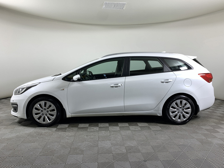 KIA Ceed 1.6, 2017 года, Автоматическая, БЕЛЫЙ