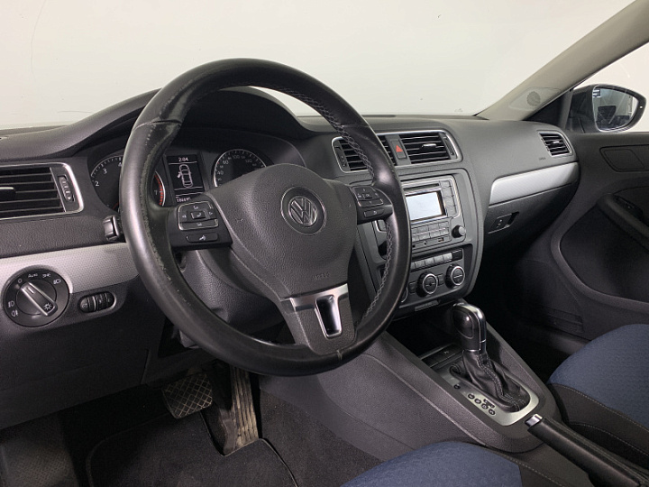 VOLKSWAGEN Jetta 1.4, 2013 года, Робот, Серебристый