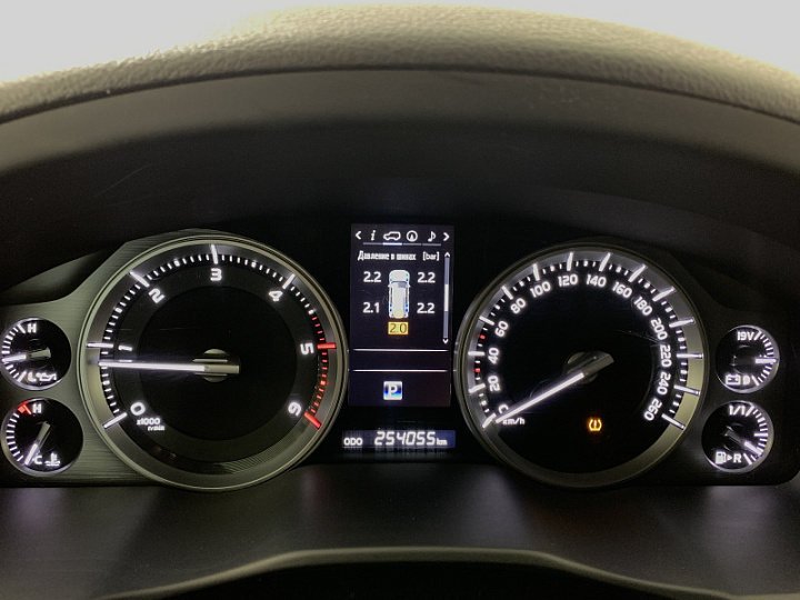 Toyota Land Cruiser 200 4.461, 2016 года, atm6, БЕЛЫЙ