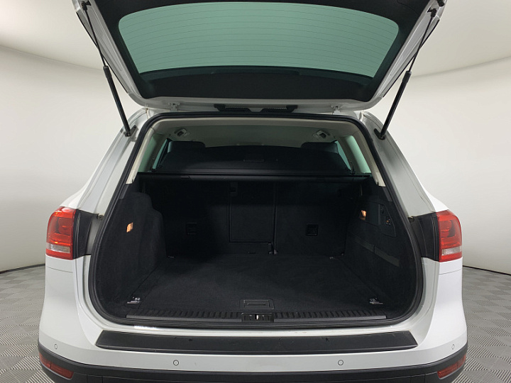 VOLKSWAGEN Touareg 3, 2018 года, Автоматическая, БЕЛЫЙ