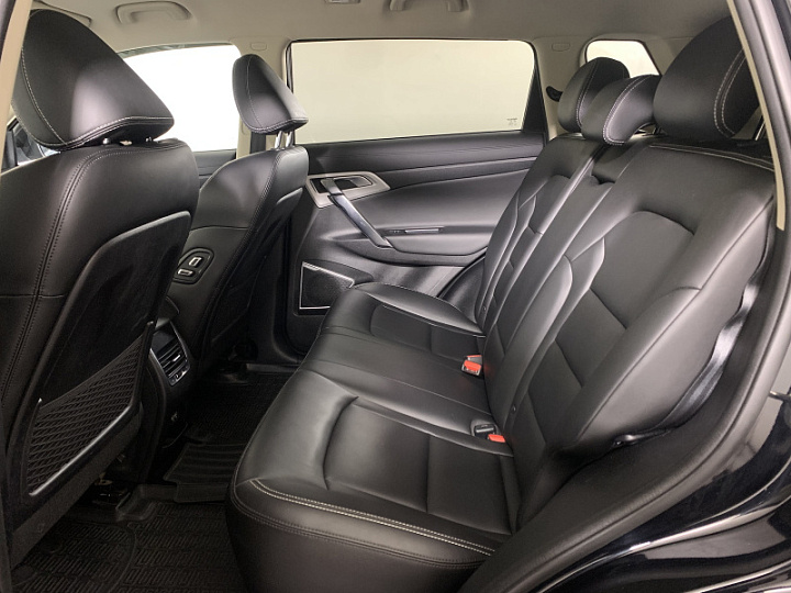Geely Atlas 2.4, 2019 года, Автоматическая, Черный