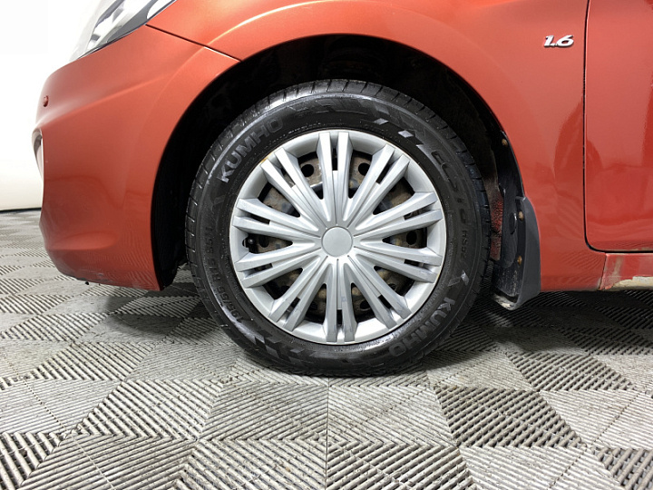 HYUNDAI Solaris 1.6, 2011 года, Автоматическая, КРАСНЫЙ