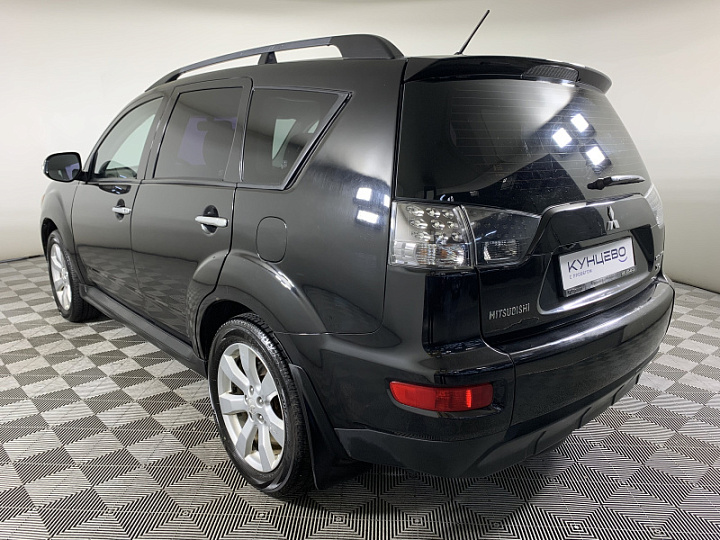 Mitsubishi Outlander 2.4, 2012 года, Вариатор, ЧЕРНЫЙ