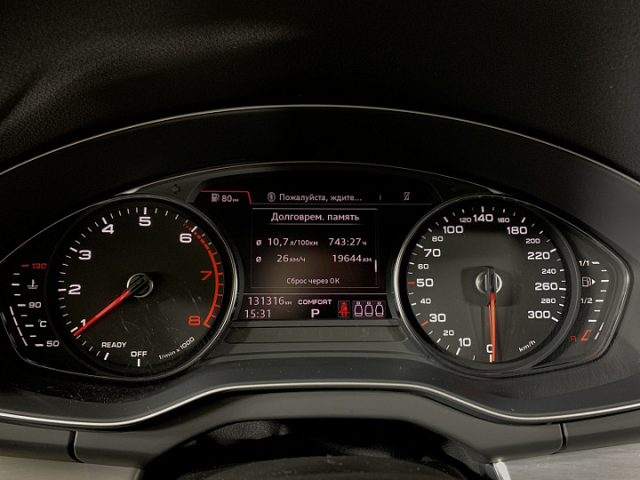 Audi Q5 2, 2019 года, Робот, Черный