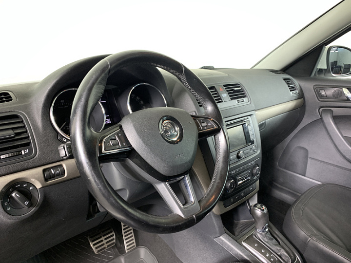 SKODA Yeti 1.8, 2014 года, Робот, БЕЛЫЙ